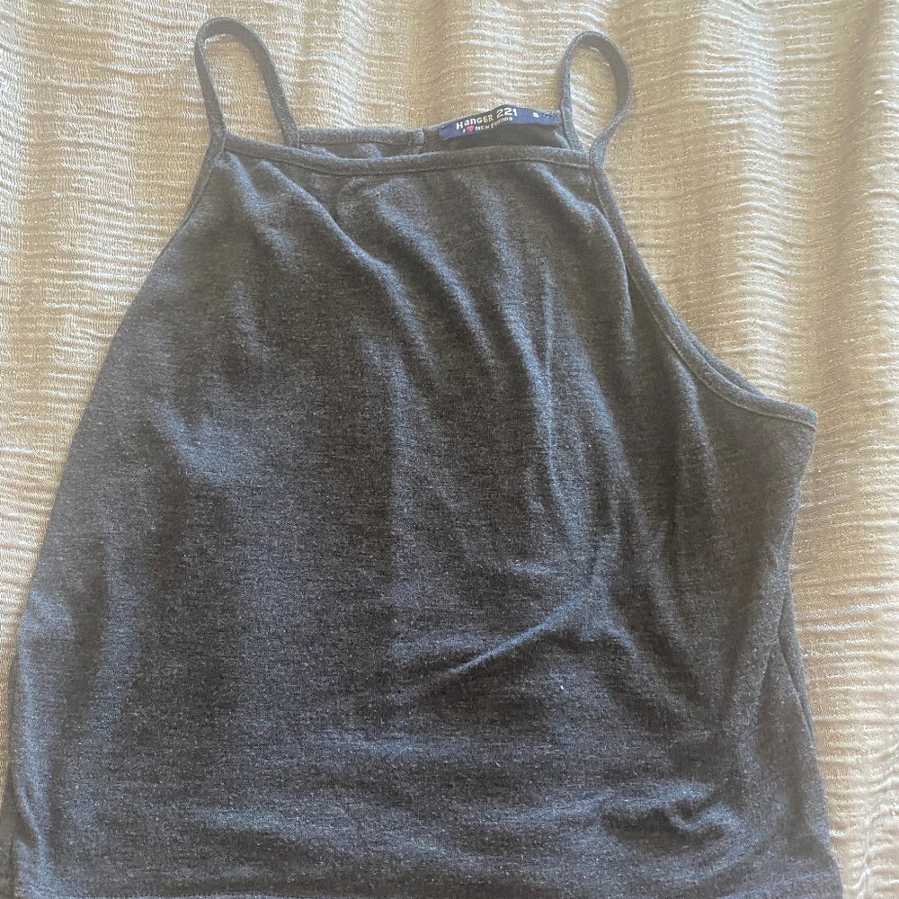 Hanger 221 Grey Tank Size Small